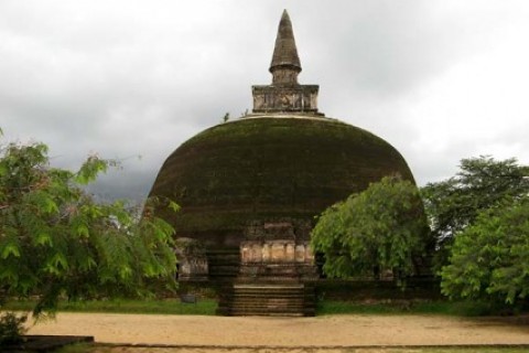 Rankot Vehera Stupa (Goldern Pinnacke)